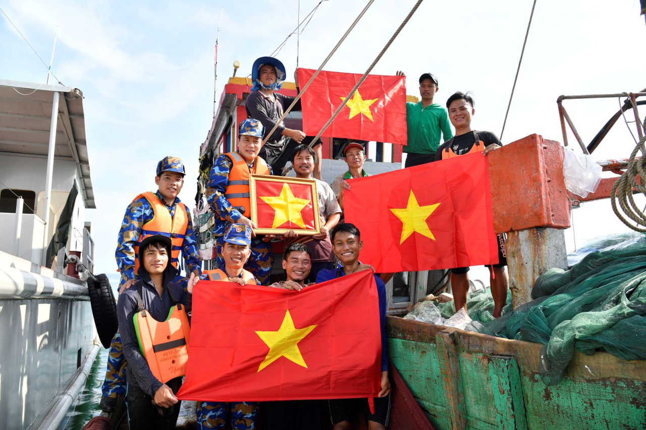 Phát huy truyền thống vẻ vang, xây dựng Vùng 5 chính quy, hiện đại