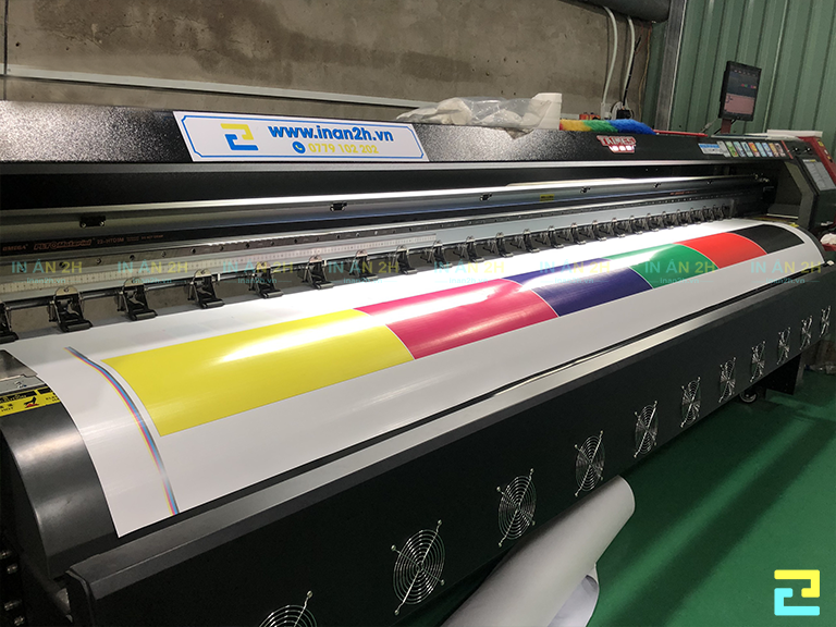 Chúng tôi thực hiện in trên máy móc hiện đại, cho ra sản phẩm đẹp theo đúng yêu cầu khách hàng
