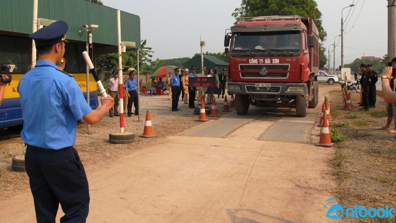 Khổ giới hạn đường bộ là gì