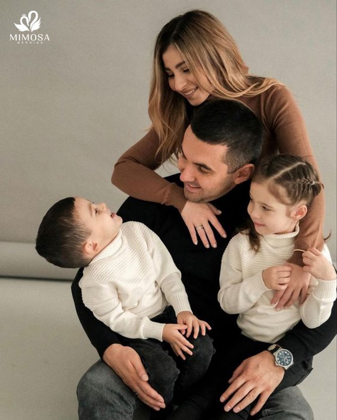 chup anh gia dinh 4 nguoi