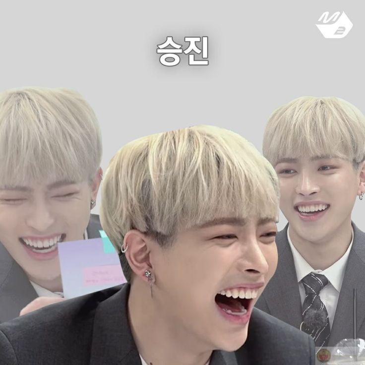 Không nói gì, chỉ cười thôi là đủ