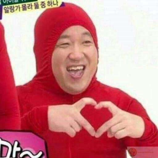 Bụng đau không phải vì đói, là do cười