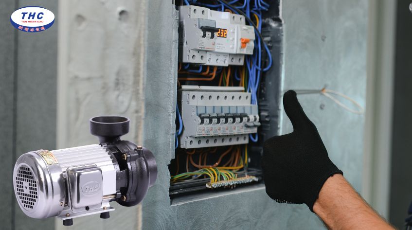 Bơm nước 1 tiếng hết bao nhiêu số điện?