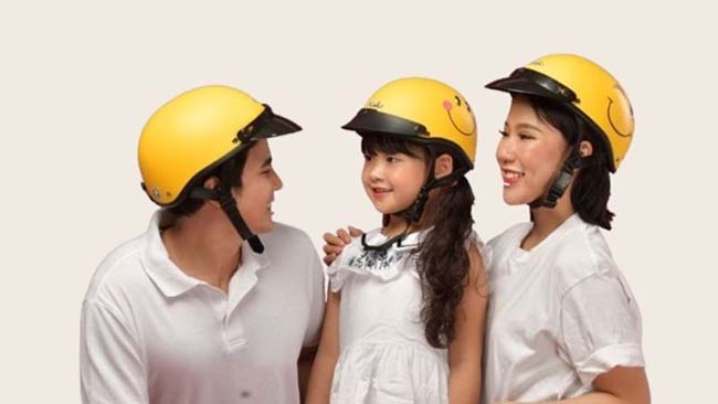 Cách lựa chọn và đội mũ bảo hiểm nào sau đây là đúng