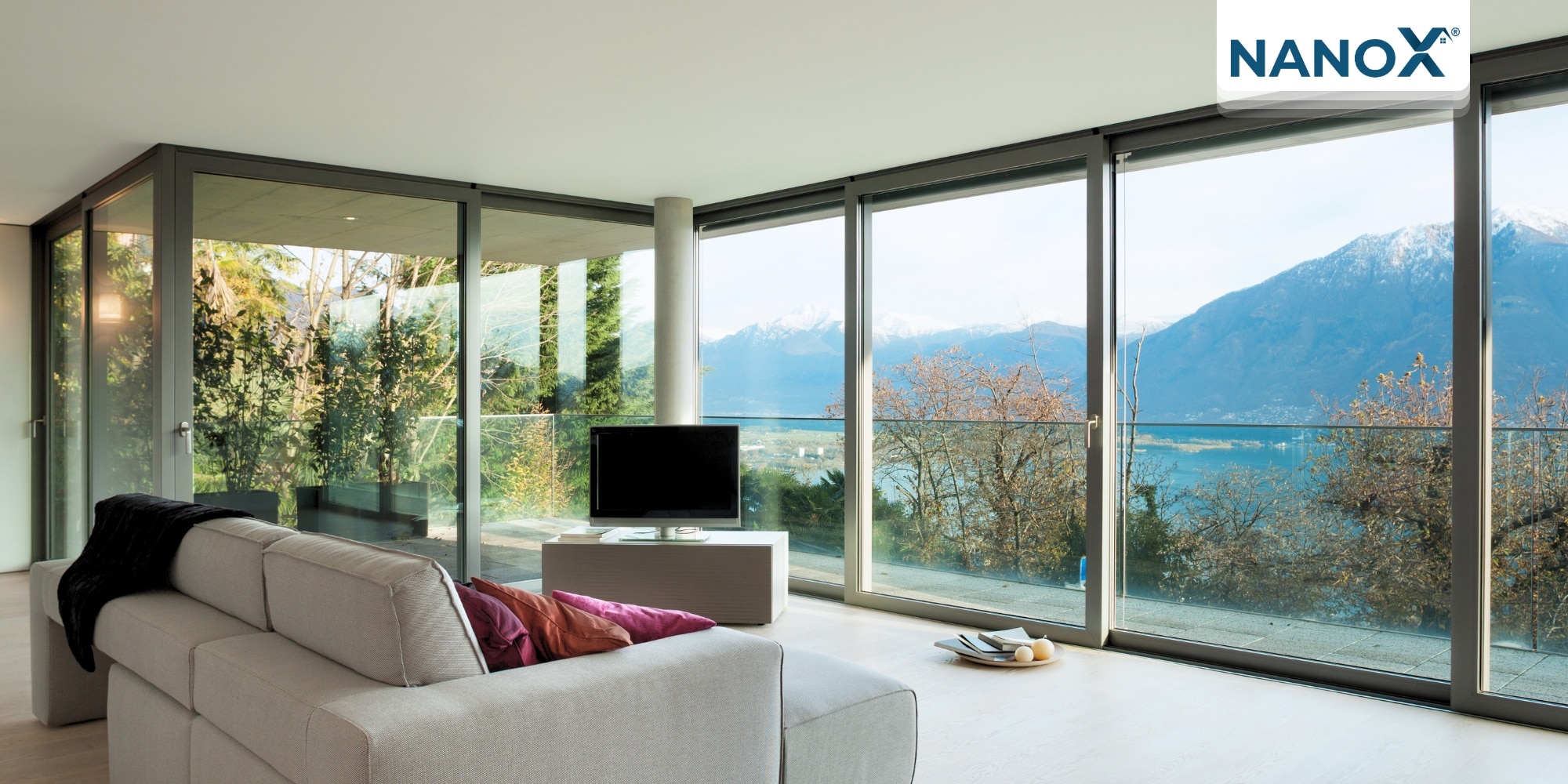 Phim cách nhiệt Nano Ceramic sở hữu độ trong suốt cao, giữ trọn tầm nhìn toàn cảnh rõ nét