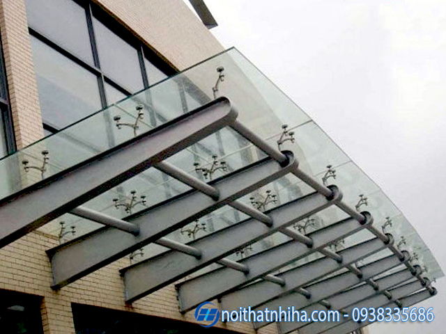 Mái kính chân nhện