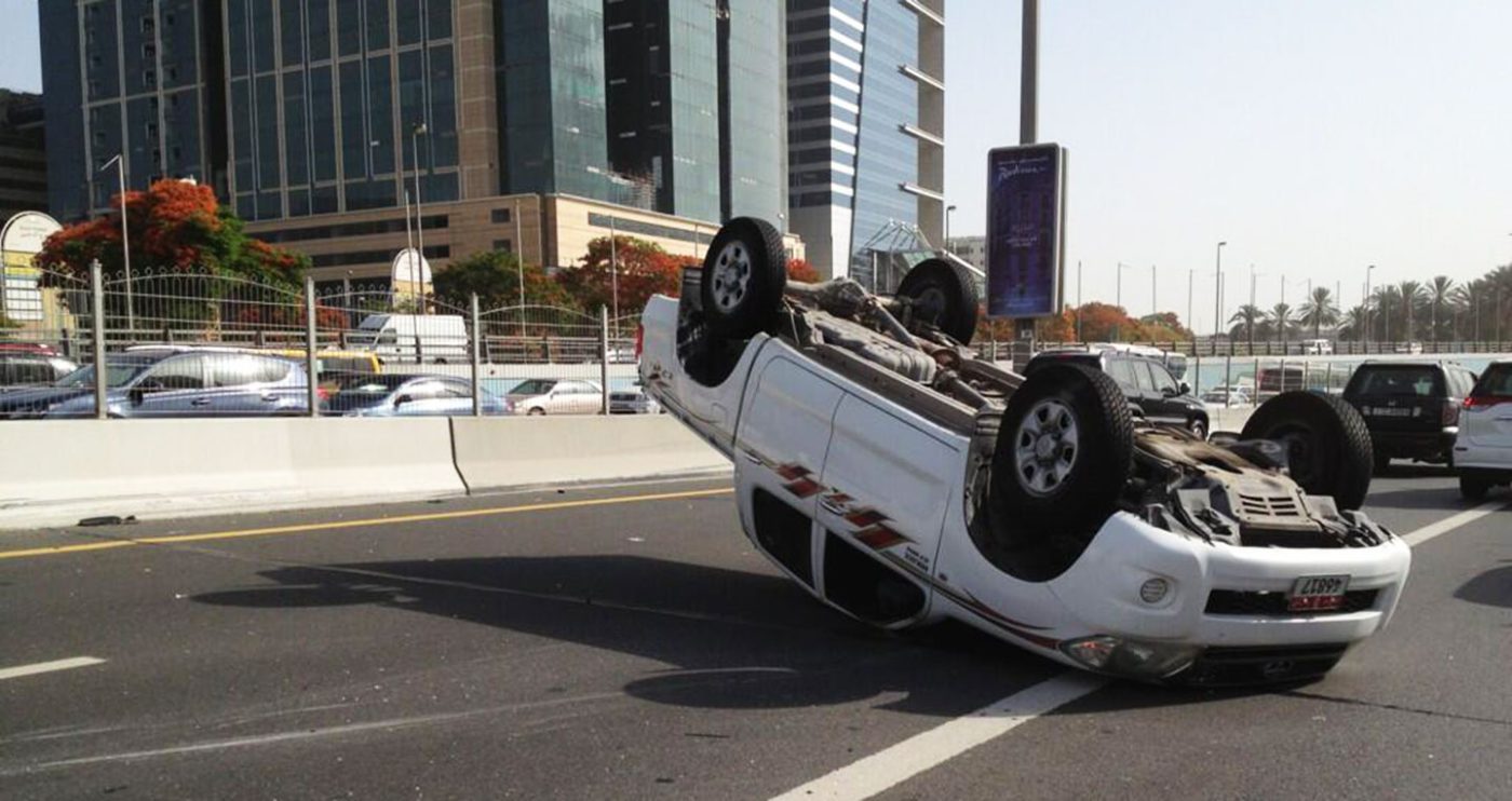 Cảnh giác: 4 bánh nhưng ô tô dễ lật hơn bạn tưởng