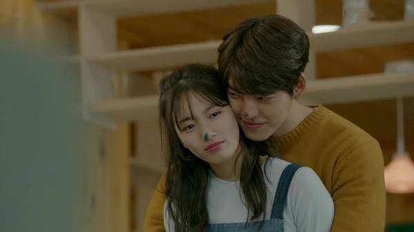 Tôi đã ôm vợ khóc khi biết lý do cô ấy lén dùng thuốc tránh thai suốt 2 năm