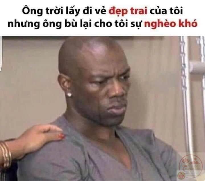 Khoảnh khắc hài hước bỗng xuất hiện khi ai đó thốt ra hai chữ ý trời