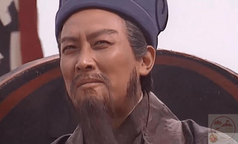 Tư thế điềm tĩnh hòa quyện cùng dòng chữ châm chọc làm nên sức hút độc đáo