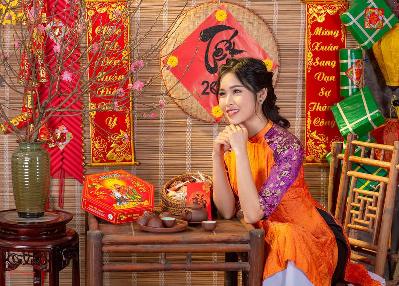 Cách tạo dáng chụp ảnh áo dài tết