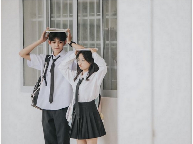 Chụp ảnh kỷ yếu nam nữ ấn tượng