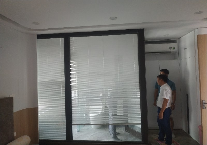 Cabin tắm kính hộp gắn rèm