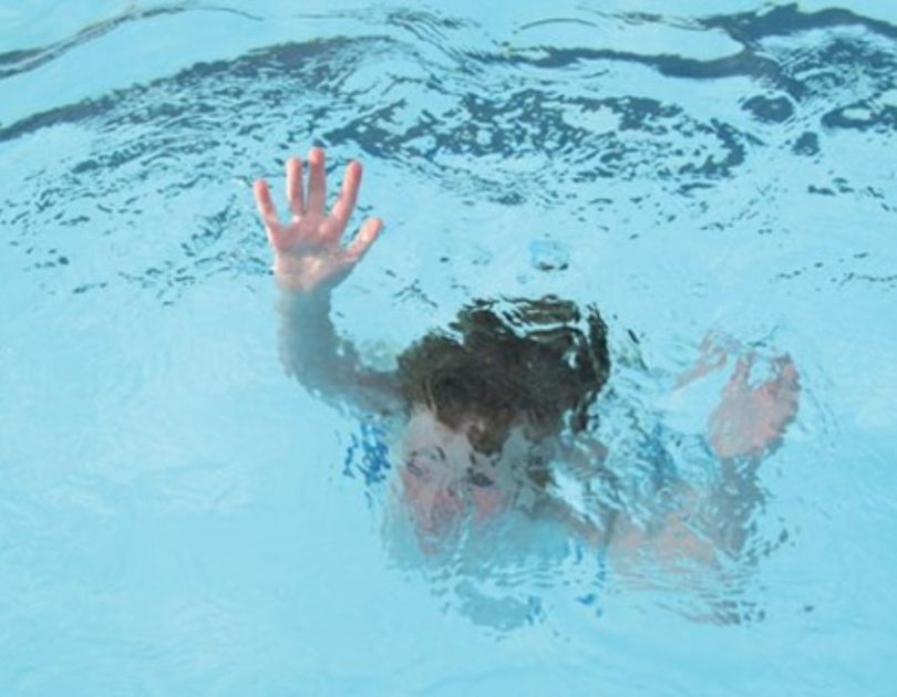 cach-ung-pho-khi-bi-duoi-nuoc-4