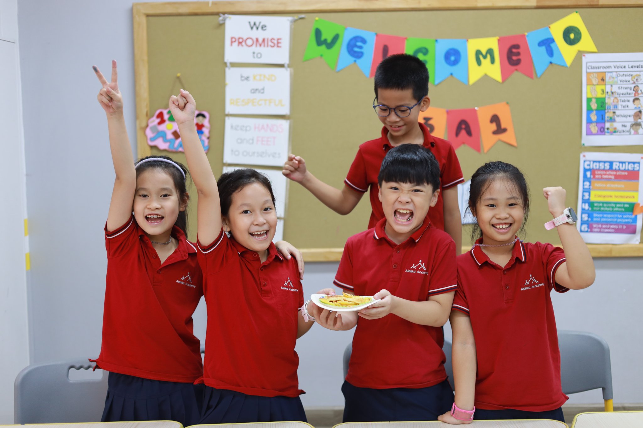 VÀO BẾP THẬT VUI!