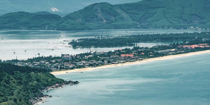 vịnh lăng cô thuộc tỉnh nào