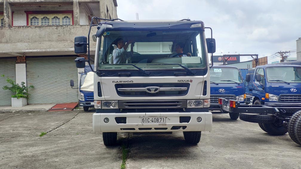 xe ben 12 tấn daewoo