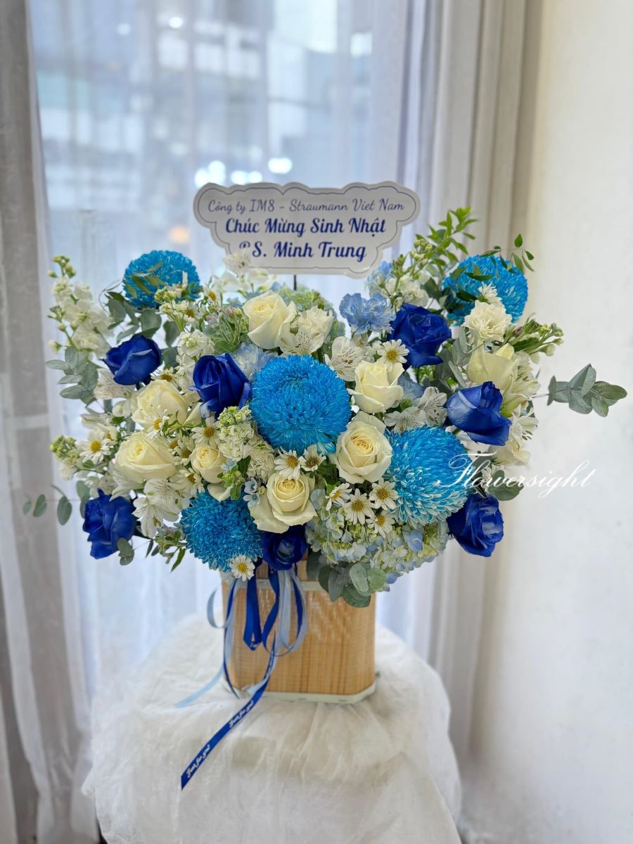 hoa sinh nhật màu xanh