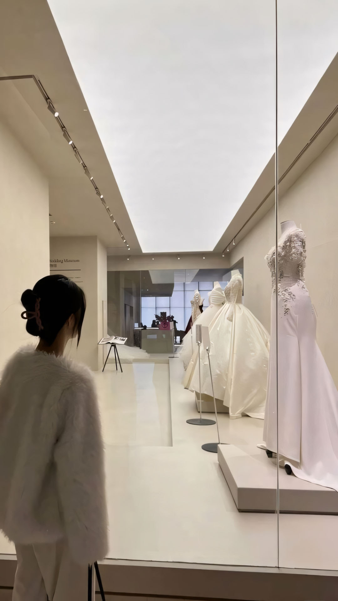 anh nhin vay cuoi buon 1920px 1080px full hd 18