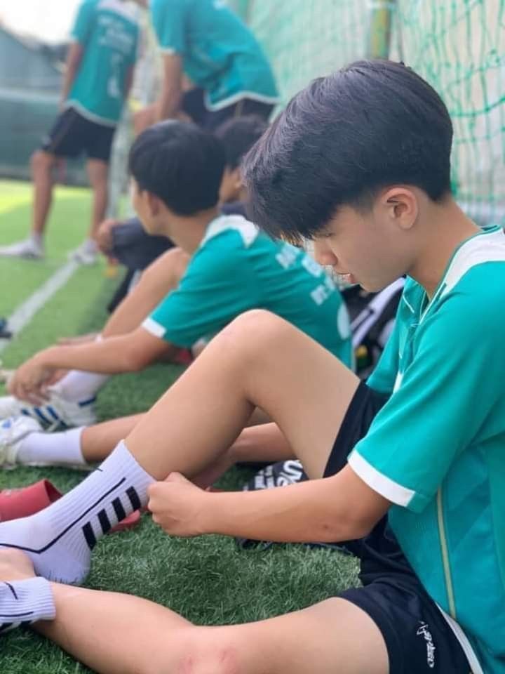 Hình trai đẹp K9 tươi trẻ khiến nhiều người cảm thấy tràn đầy năng lượng