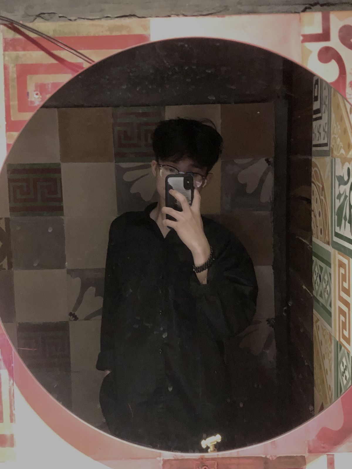 Ảnh trai 2k9 lan truyền mạnh mẽ nhờ phong thái ngây thơ nhưng rất cuốn hút