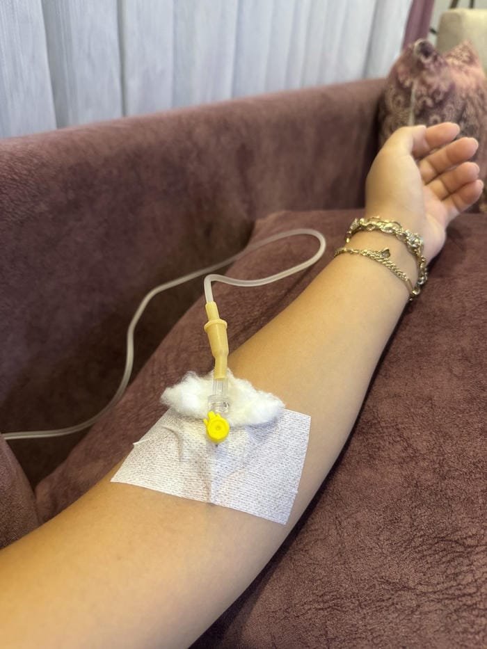 Truyền nước khoảnh khắc