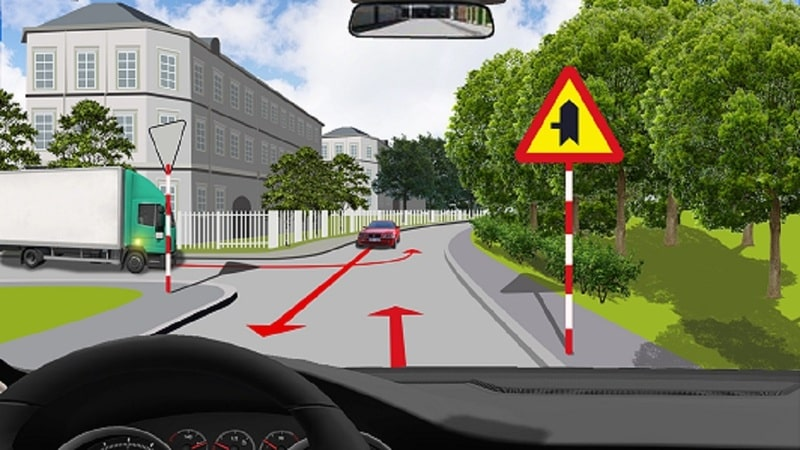 Biển báo đường ưu tiên là gì?