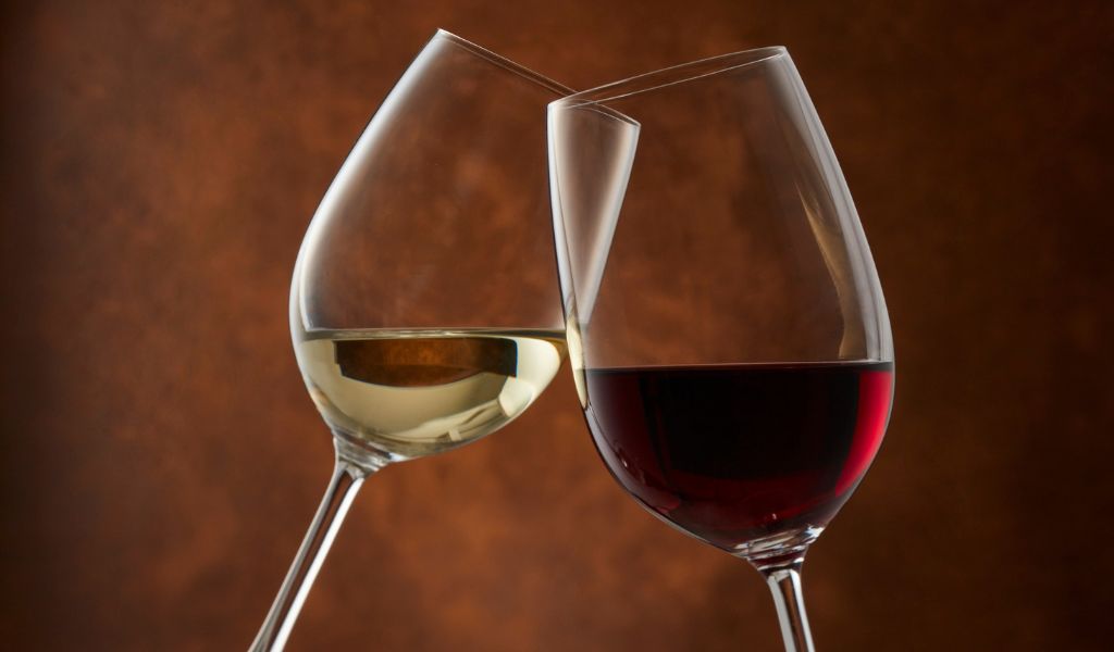 Giải độc các chất nội sinh và ngoại sinh như rượu là một chức năng trọng yếu của gan