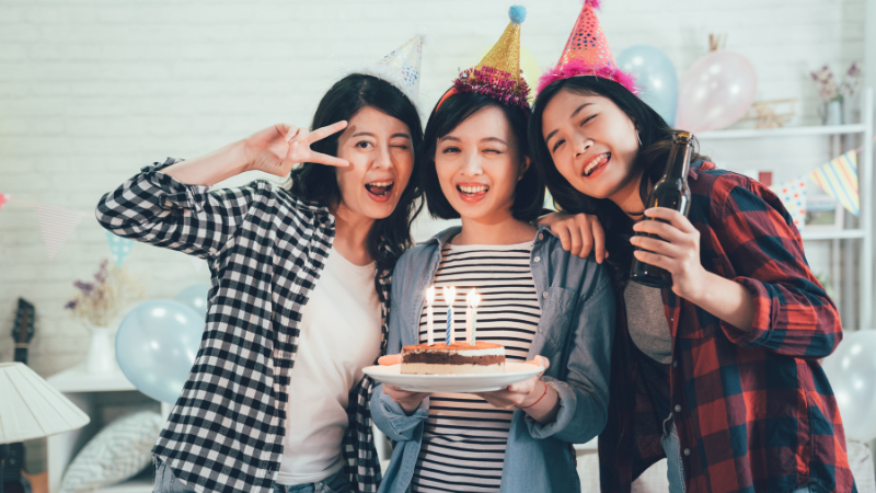 Những lời chúc mừng sinh nhật bạn thân là con gái hay và tinh tế