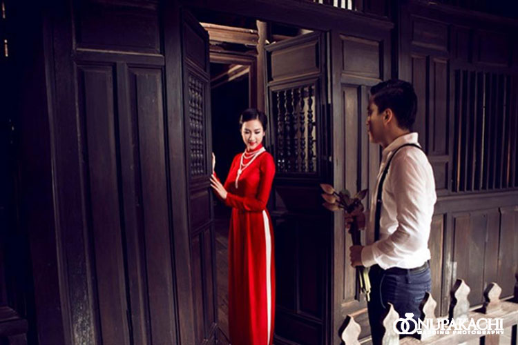 chụp ảnh cưới áo dài truyền thống