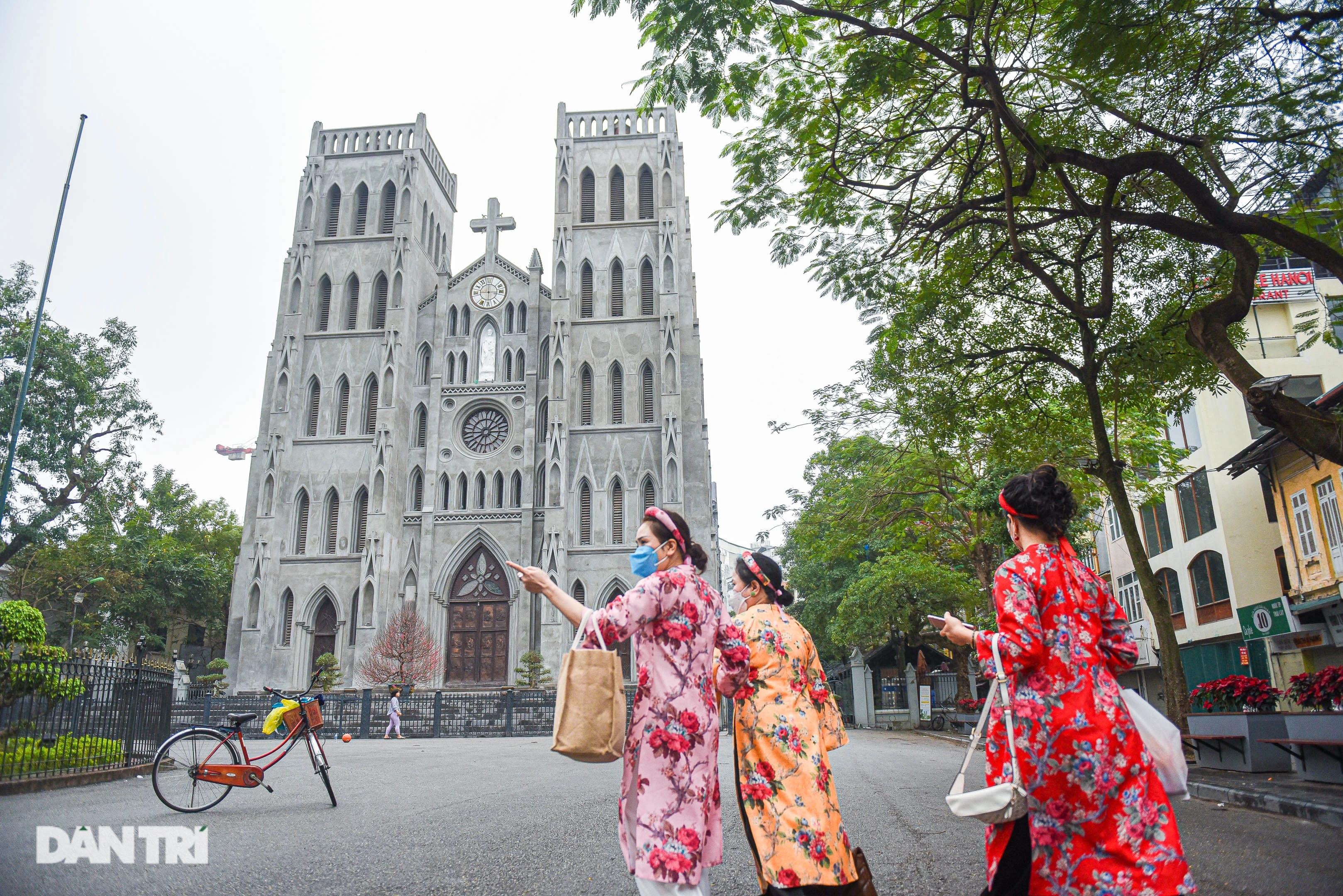 Những địa điểm cổ kính ở Hoàn Kiếm được khách Tây đặc biệt yêu thích - 9