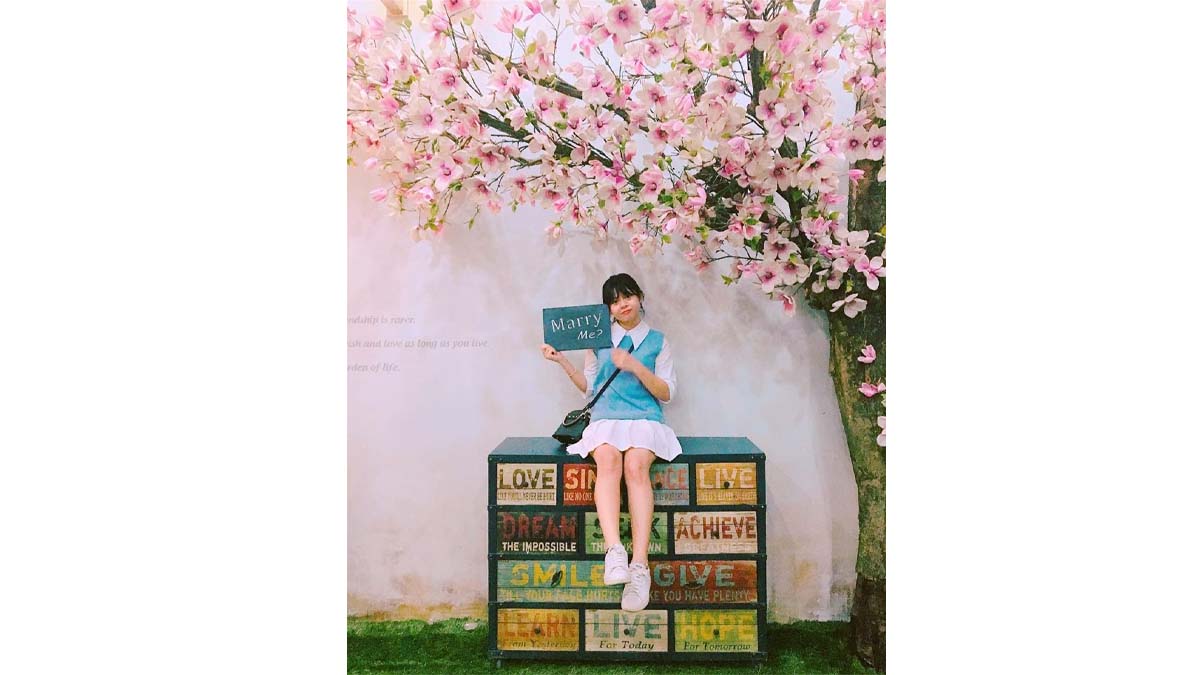 Cách chụp ảnh cùng cây hoa đào