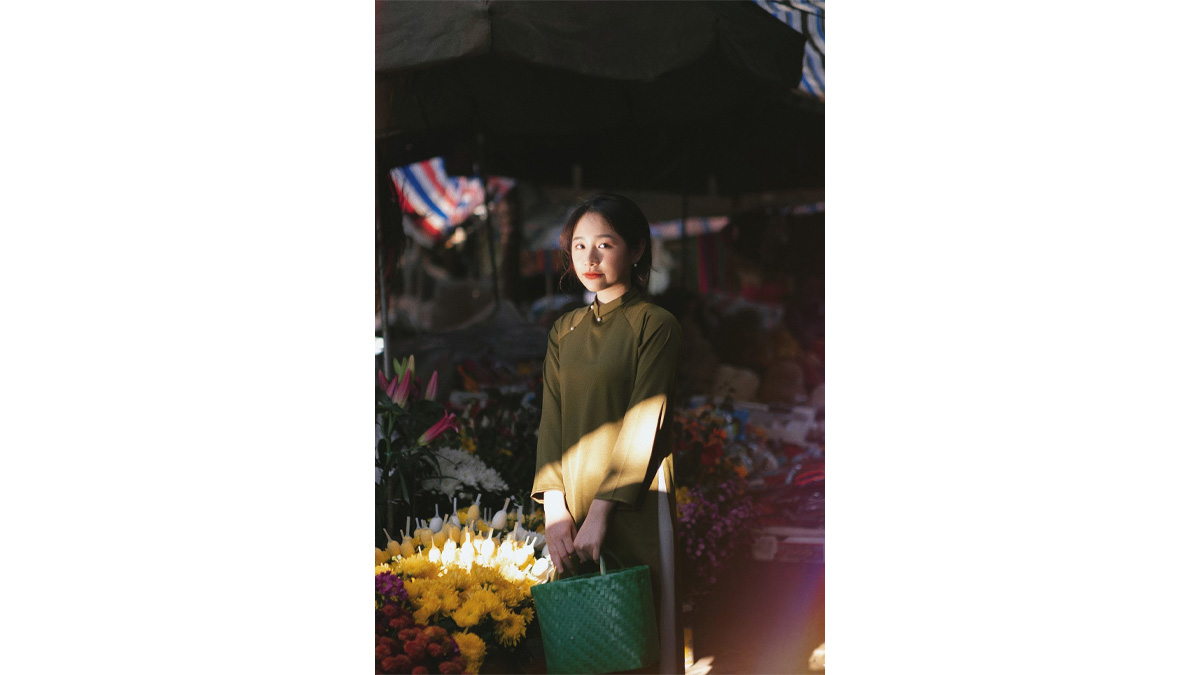 Cách chụp ảnh khi đi chợ hoa