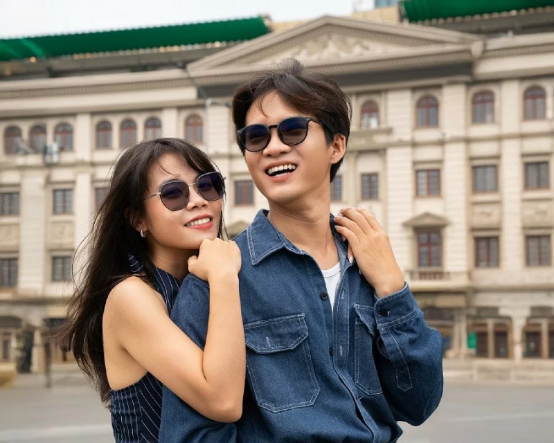 kính đôi với người yêu