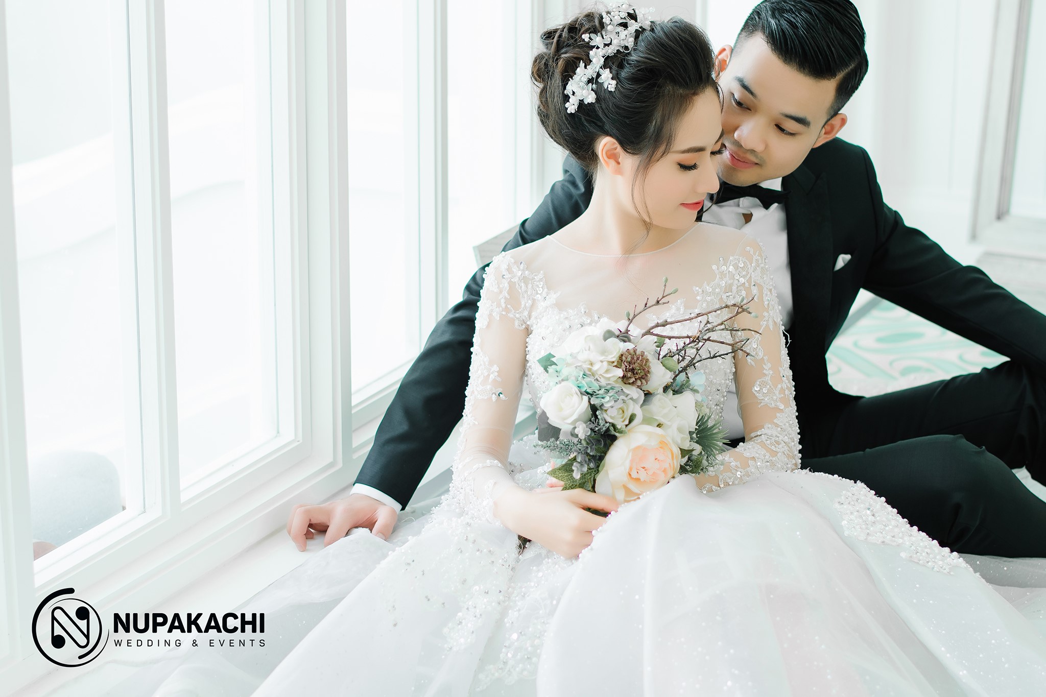 Video cách tạo dáng chụp ảnh cưới đẹp cho các cặp đôi