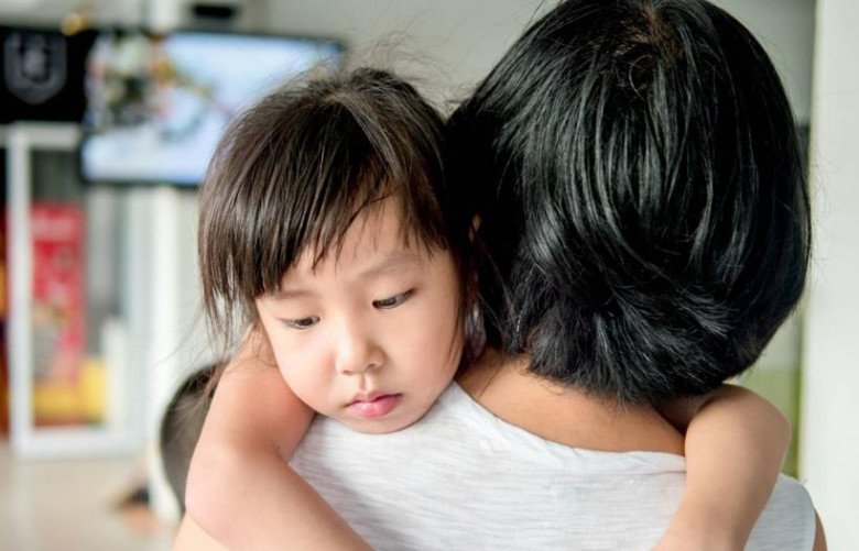 Xem hình ngày xưa, con gái khóc ầm: Sao bố lại thích cô này, bố phải thích mẹ con chứ! - 3