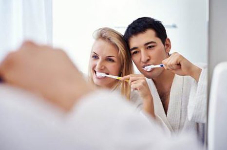 hôn nhau có bị lây sâu răng hay không 4