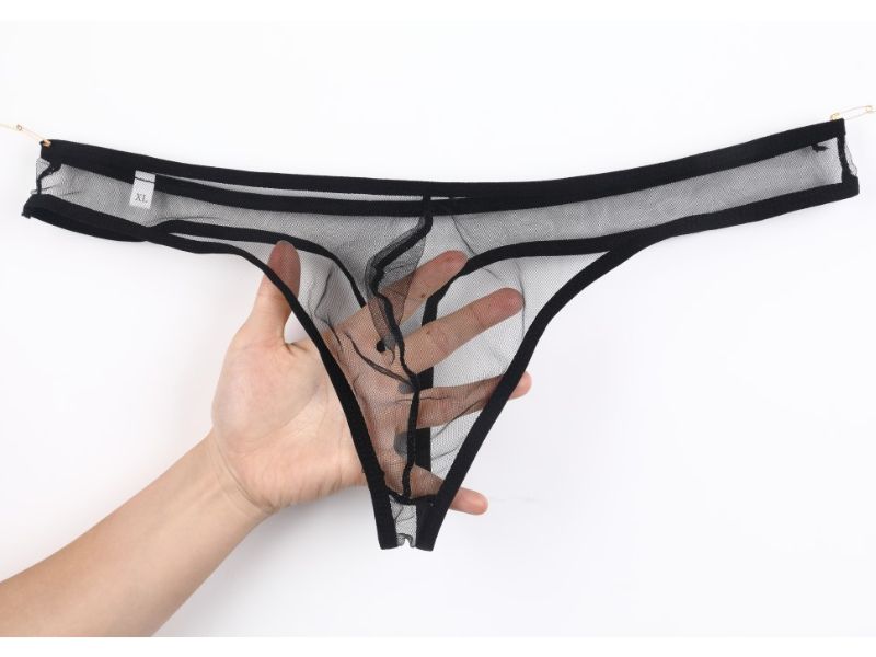 Quần lọt khe nam trong suốt