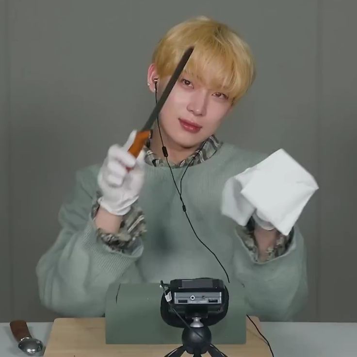 Một lời nói dối, cả con dao đâm vô tim