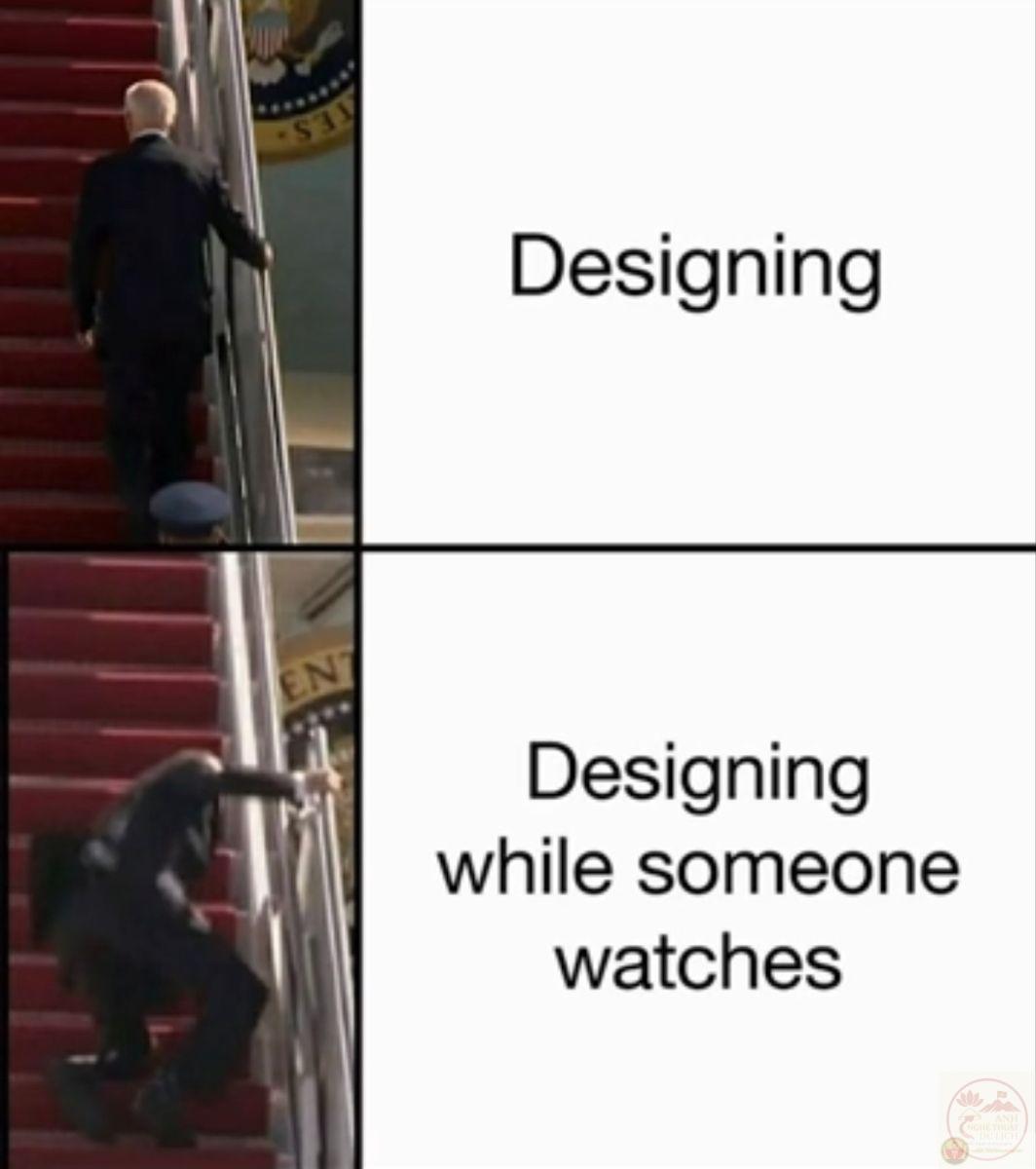 Khi designer gửi bản nháp và nhận lại cả trang góp ý khó hiểu