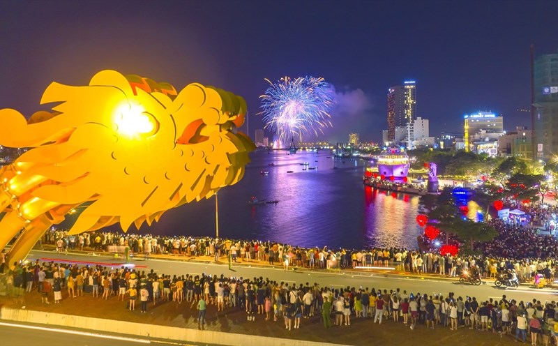 Khám phá du lịch Đà Nẵng vào mùa hè có gì hot?