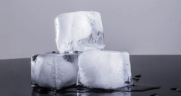 Bạn có biết nhiệt độ của nước đá đang tan và khi đông đặc là bao nhiêu không ?