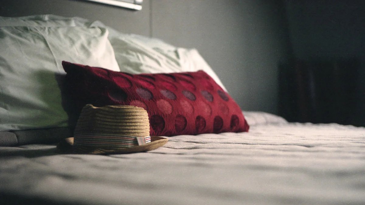 ngày thứ 6 ngày 13 tháng 12 2024