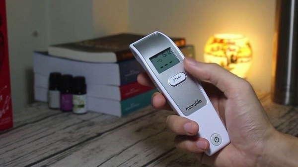 Nhấn giữ phím START chờ trong 3 giây để chuyển độ từ C sang F