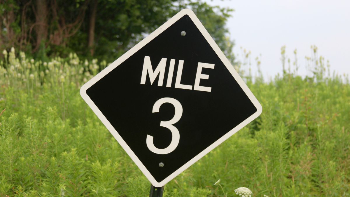 1 dặm bằng bao nhiêu km? Cách quy đổi dặm sang mét, cây số