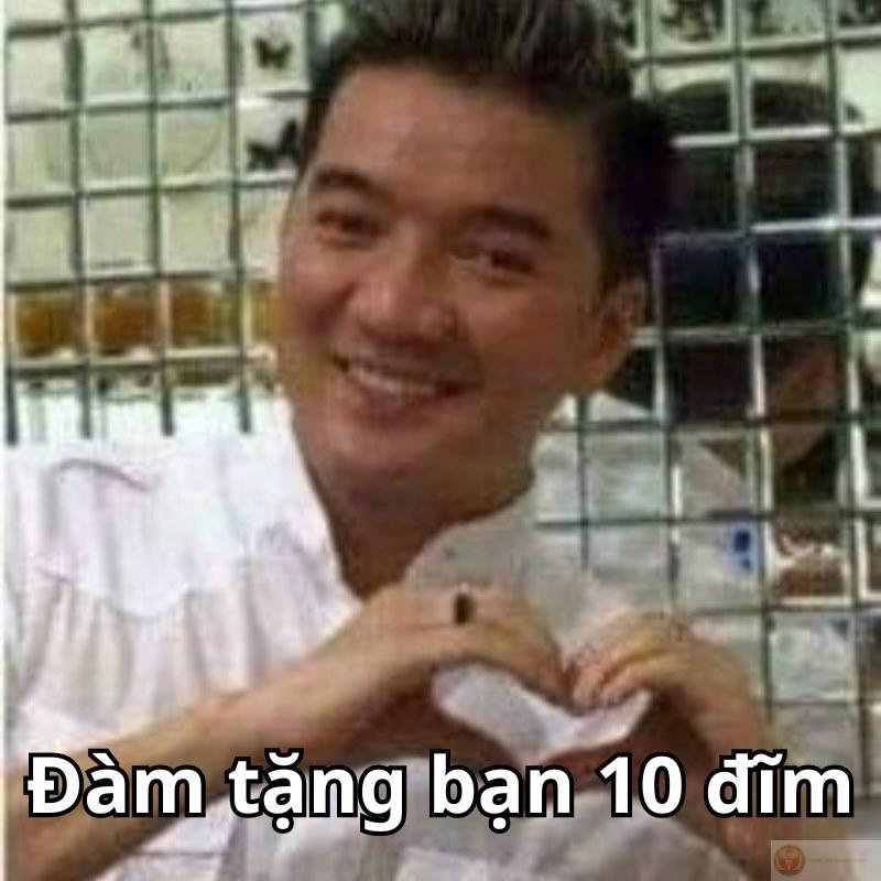 Lúng túng dễ thương nên cho luôn 10 điểm