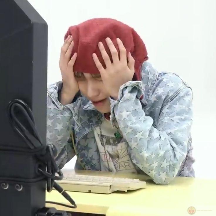 Có đôi khi, im lặng là cách duy nhất để tồn tại