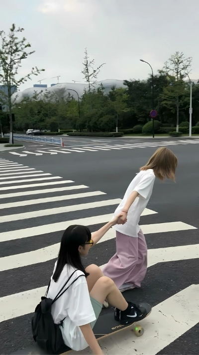 hình nền bạn thân vô tri đẹp 4K cho iphone