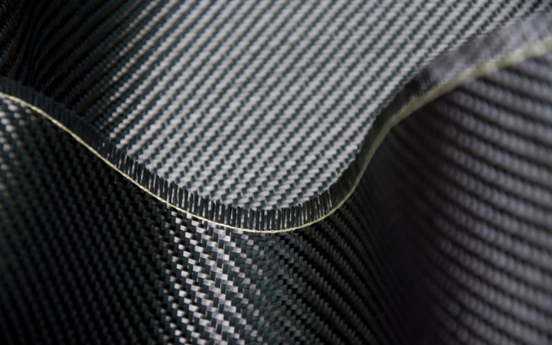 caprolactam-trong-san-xuat-vat-lieu-composite