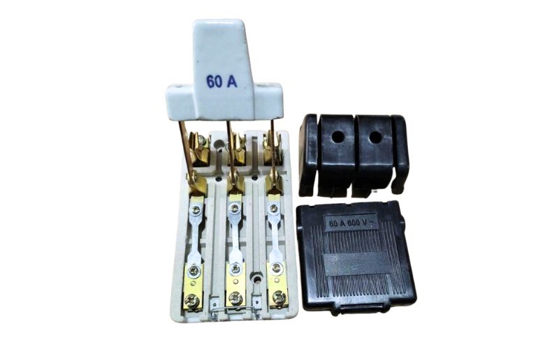 cấu tạo của cầu dao điện